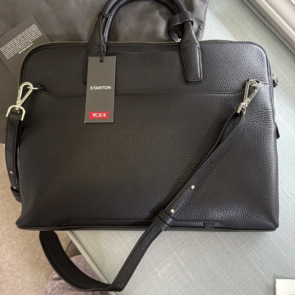 NWT Tumi black leather Stanton laptop bag with shoulder strap